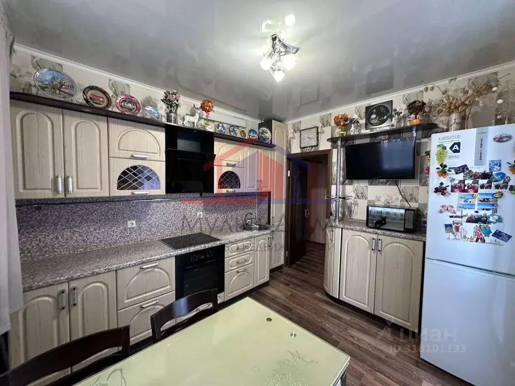 2-к кв. Белгородская область, Старый Оскол Дубрава мкр, 3 кв-л, 1А ... - Фото 0