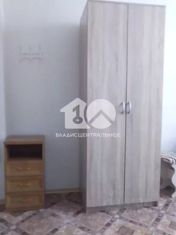 3-к кв. Новосибирская область, Новосибирск пос. Восточный, 6А (29.0 м) - Фото 2