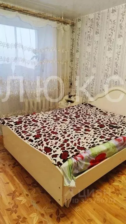 2-к кв. Кемеровская область, Новокузнецк ул. Веры Соломиной, 32 (48.0 ... - Фото 2