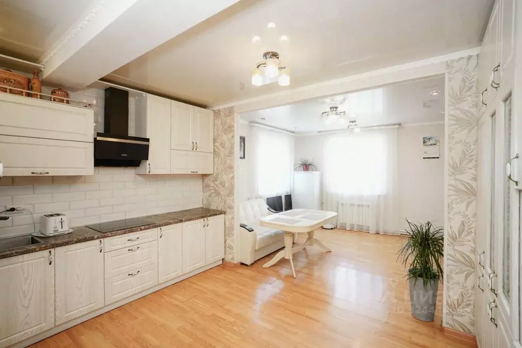 Дом в Омская область, Омский район, пос. Магистральный ул. Солнечная ... - Фото 1