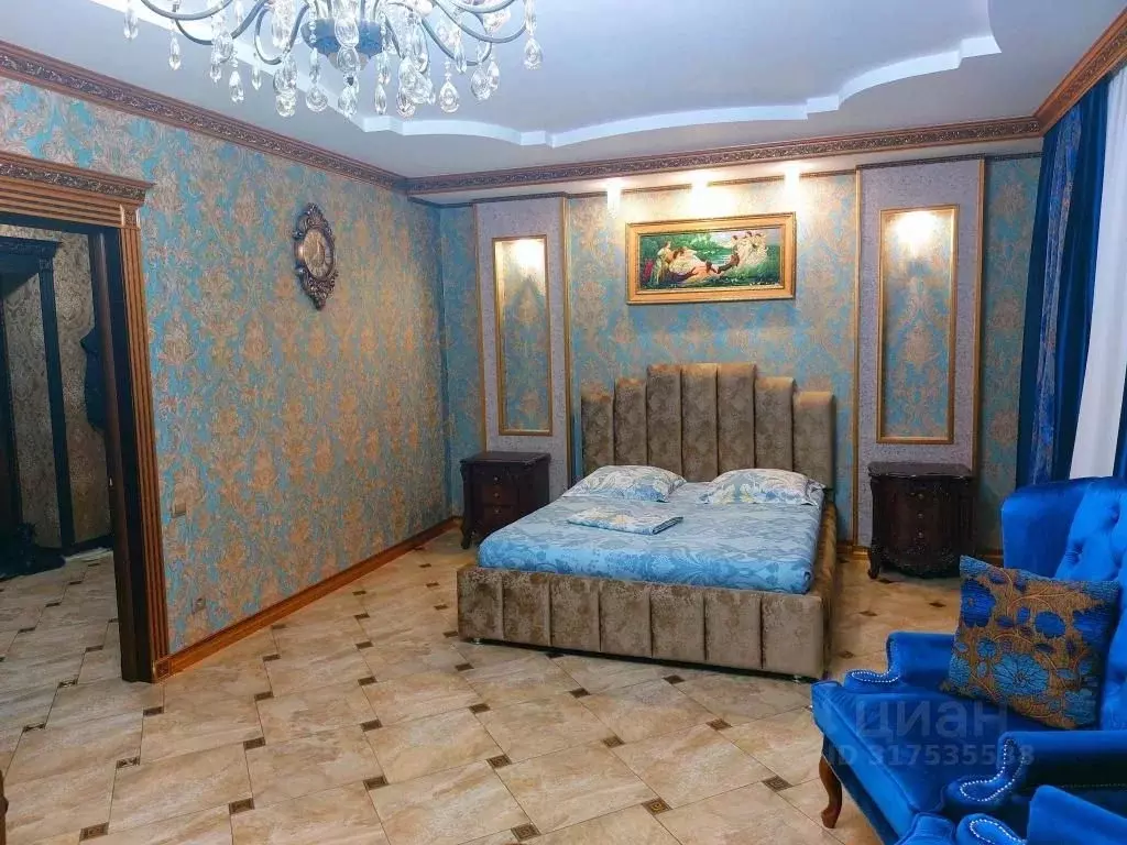 2-к кв. Северная Осетия, Владикавказ ул. Генерала Дзусова, 6 (80.0 м) - Фото 0