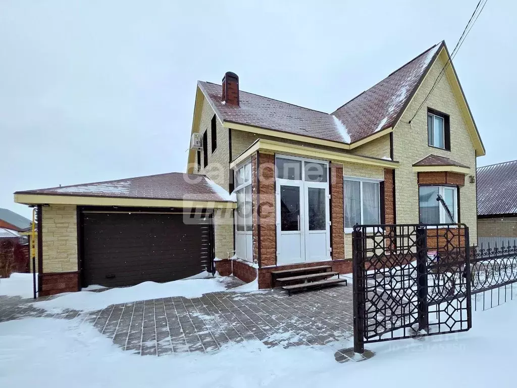 Дом в Башкортостан, Кумертау ул. Мусы Джалиля, 16 (195 м) - Фото 1