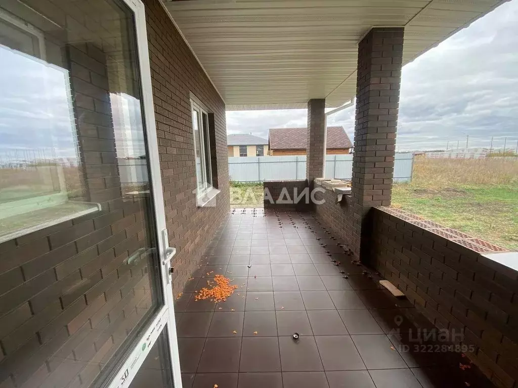 Дом в Белгородская область, Белгородский район, Дубовское с/пос, с. ... - Фото 1