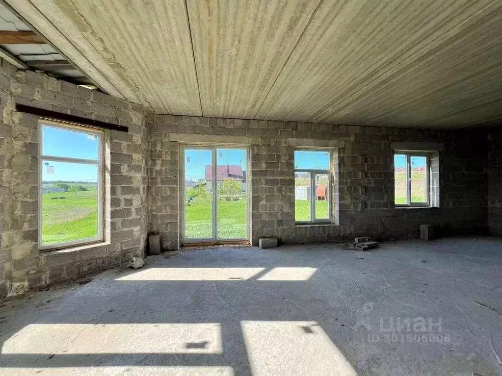 Дом в Белгородская область, Белгородский район, Дубовское с/пос, с. ... - Фото 2