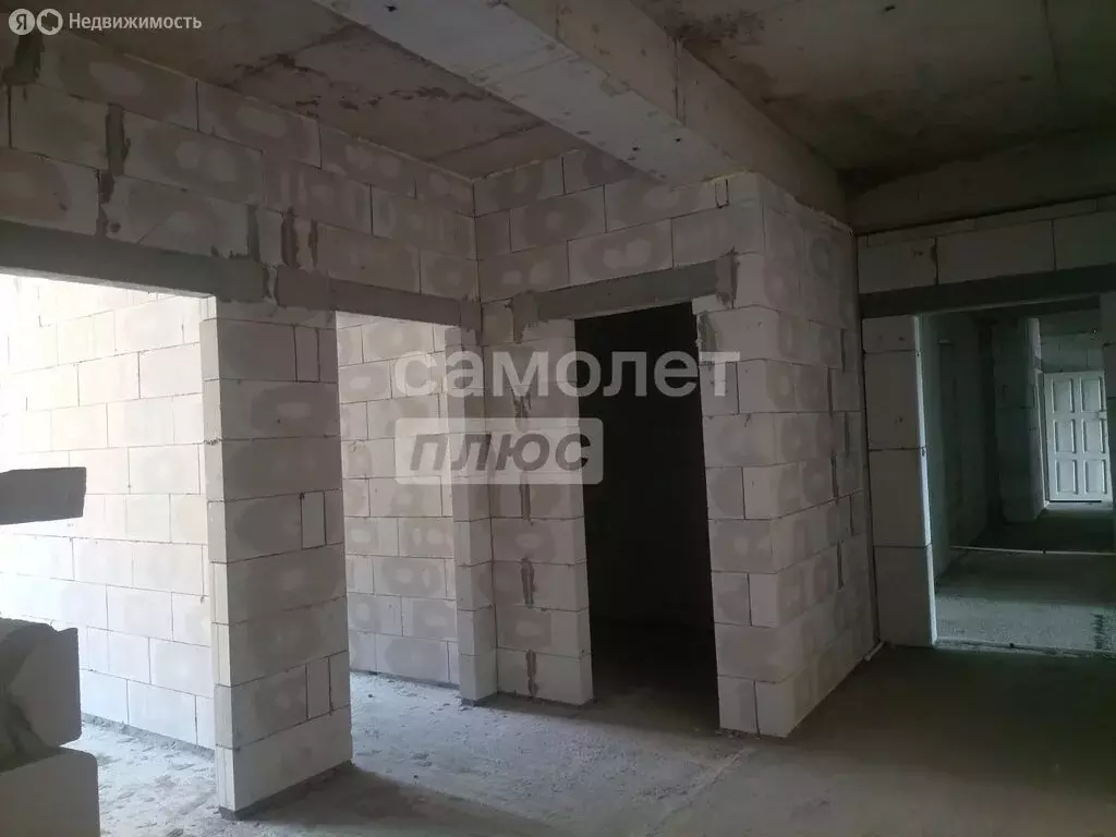 2-комнатная квартира: Хасавюрт, улица Батырмурзаева, 127А (80 м) - Фото 1