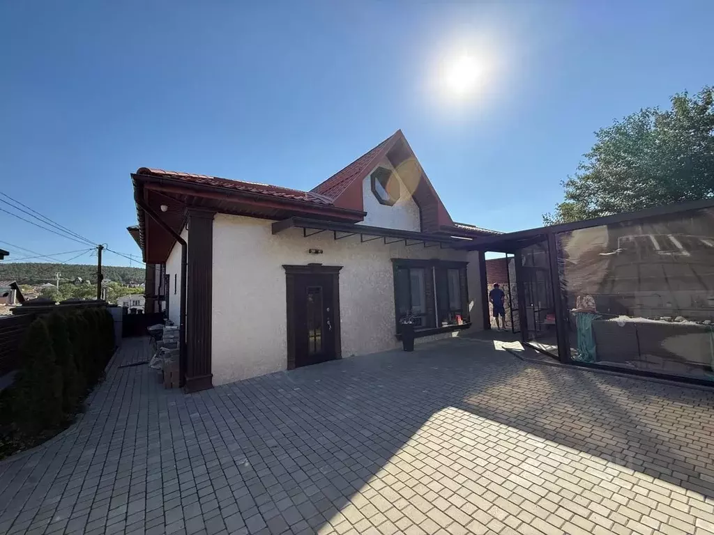 Дом в Крым, Симферополь ул. Луговая, 145 (90 м) - Фото 1