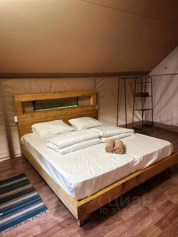 Дом в Новосибирская область, Искитимский район, с. Морозово ул. ... - Фото 1