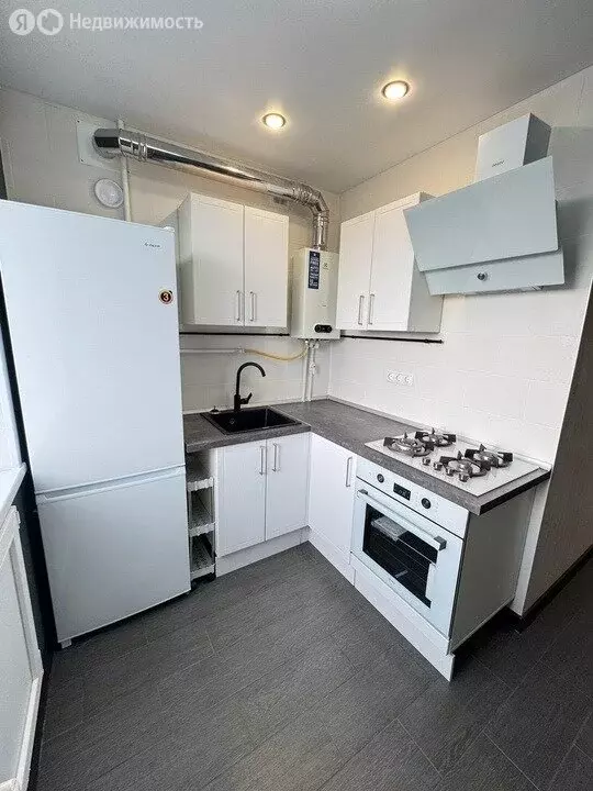 2-комнатная квартира: Ефремов, улица Горького, 29 (43 м) - Фото 1