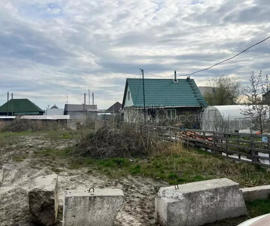 Участок в Тюменская область, Тюмень Малинка садовое товарищество, ул. ... - Фото 1