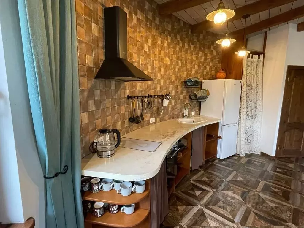 Дом в Краснодарский край, Геленджик городской округ, Строитель СТ ул. ... - Фото 2