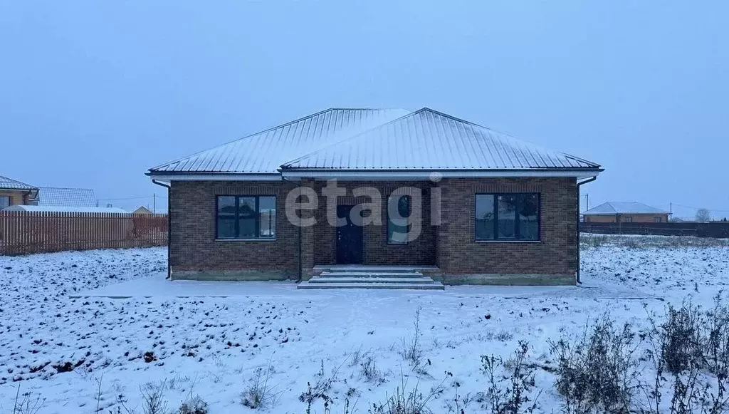 Дом в Курская область, Курский район, Нижнемедведицкий сельсовет, д. ... - Фото 2