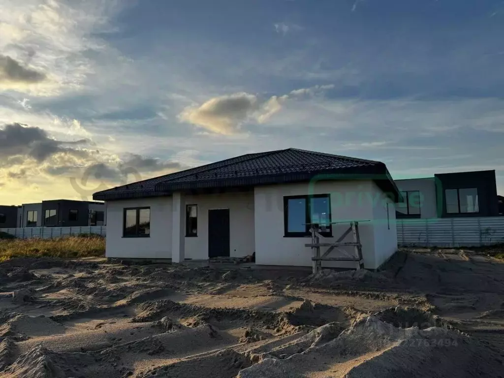 Дом в Калининградская область, Гурьевский муниципальный округ, пос. ... - Фото 2