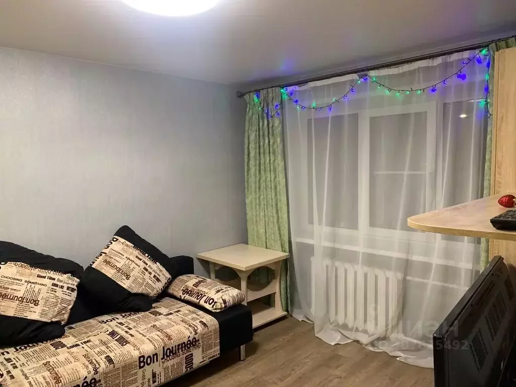 1-к кв. Псковская область, Псков ул. Максима Горького, 9 (38.0 м) - Фото 0