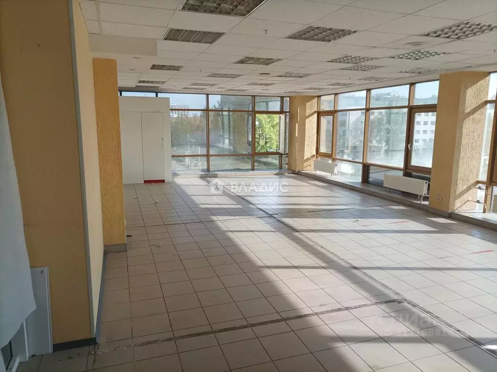 Помещение свободного назначения в Коми, Сыктывкар Первомайская ул., 72 ... - Фото 1