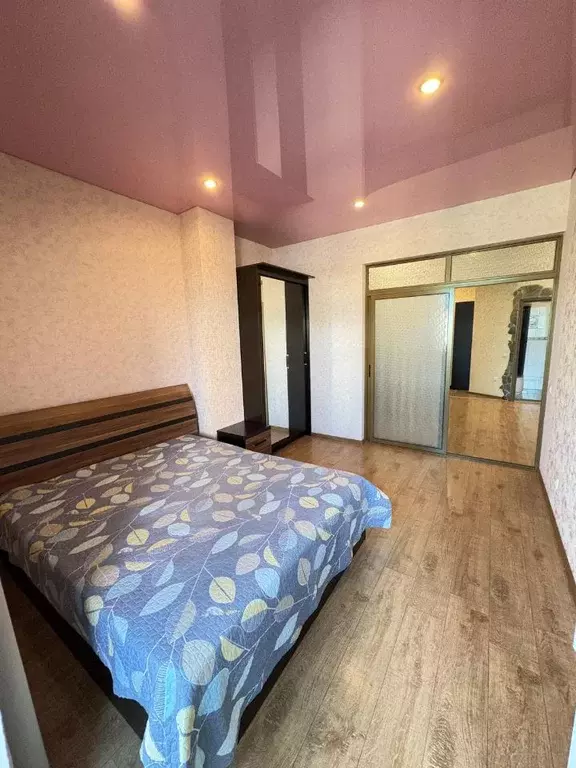 1-к кв. Краснодарский край, Новороссийск ул. Карамзина, 27А (65.1 м) - Фото 2