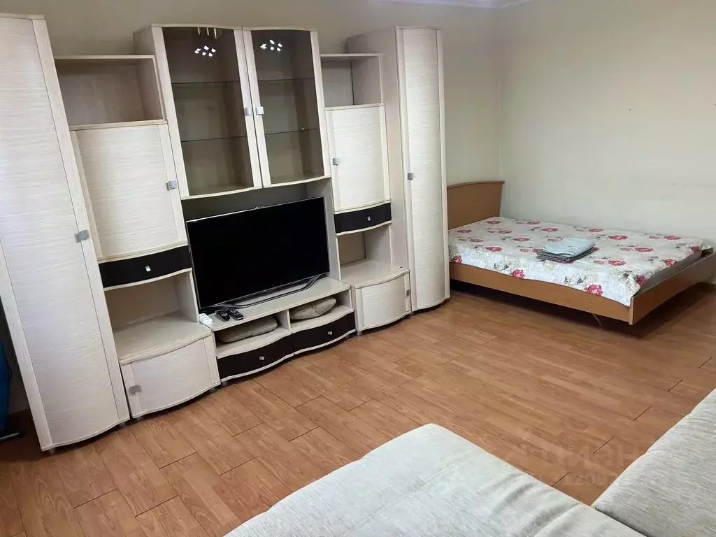 2-к кв. Ямало-Ненецкий АО, Салехард ул. Чубынина, 19 (67.0 м) - Фото 1