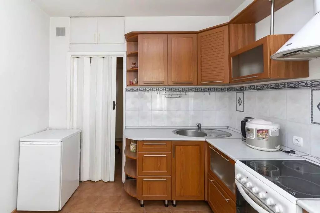 2-к кв. Тюменская область, Тюмень ул. Федюнинского, 7 (51.6 м) - Фото 1