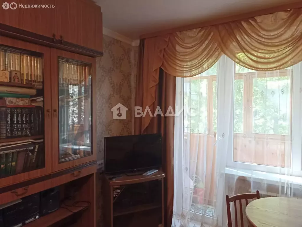 1-комнатная квартира: Белгород, улица 5 Августа, 26Б (30 м) - Фото 1