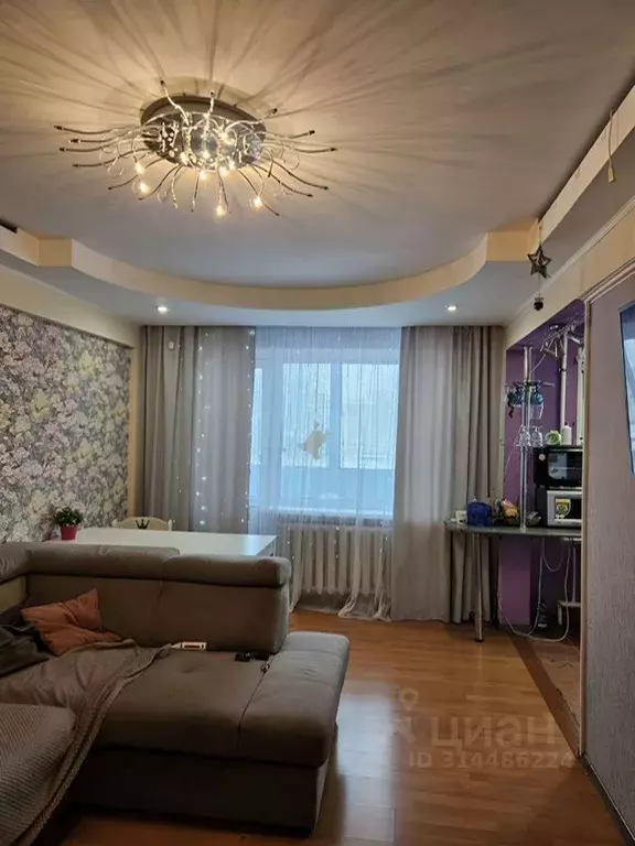3-к кв. Новгородская область, Валдай ул. Радищева, 36 (62.0 м) - Фото 1