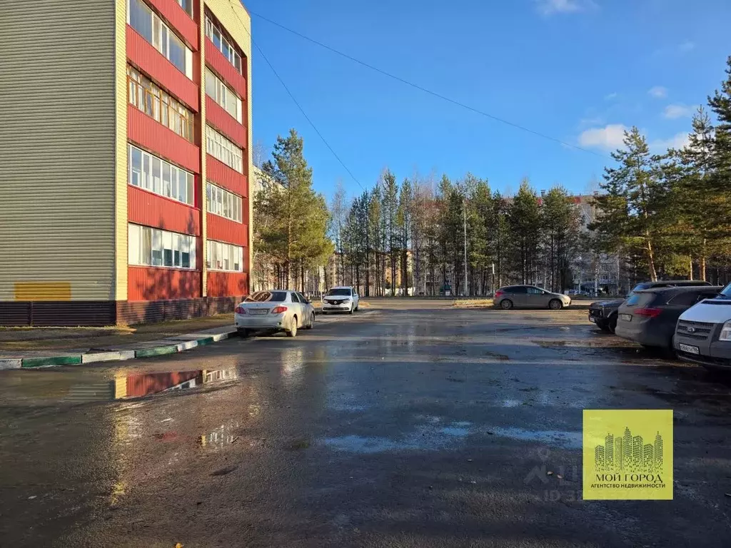 3-к кв. Ханты-Мансийский АО, Пыть-Ях 4-й Молодежный мкр, 1 (68.3 м) - Фото 1