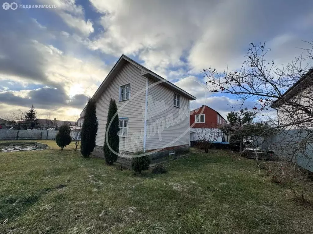Дом в село Льва Толстого, Новая улица, 10 (300 м) - Фото 1