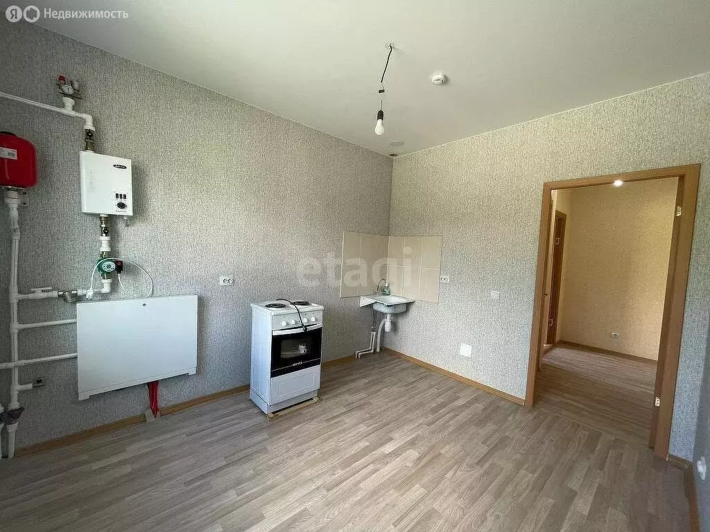 2-комнатная квартира: Долинский городской округ, село Сосновка, ... - Фото 2