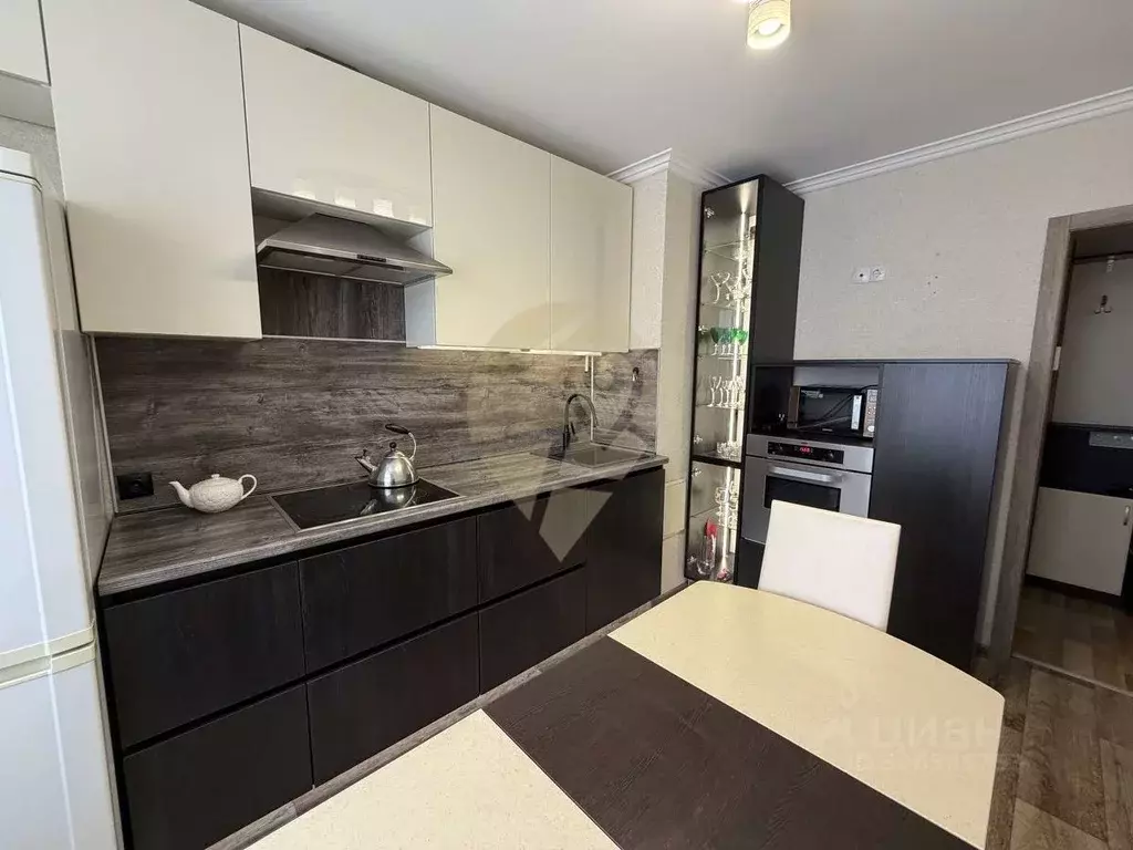 3-к кв. Белгородская область, Старый Оскол Северный мкр, 6 (63.0 м) - Фото 1