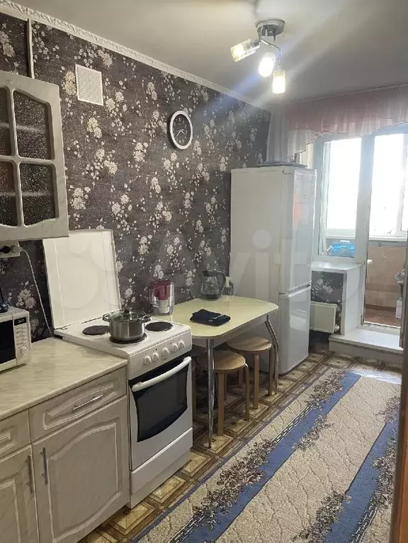 1-к. квартира, 35 м, 2/10 эт. - Фото 1