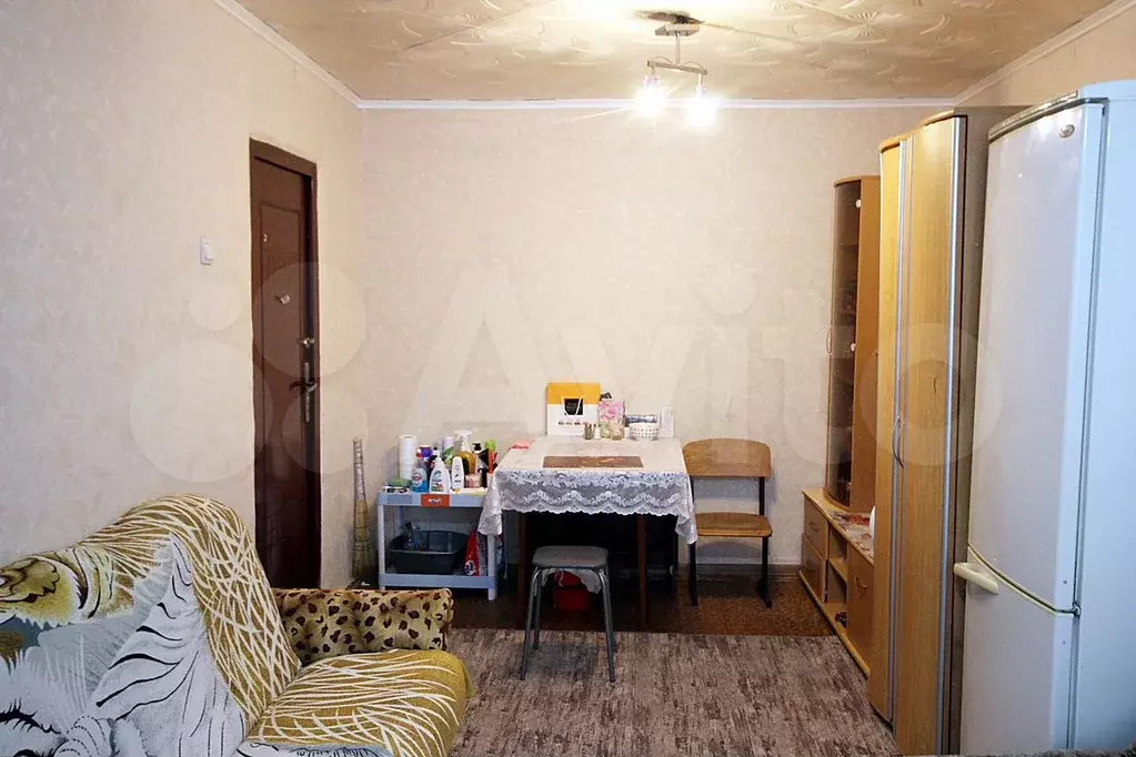 Комната 17 м в 4-к., 2/5 эт. - Фото 1