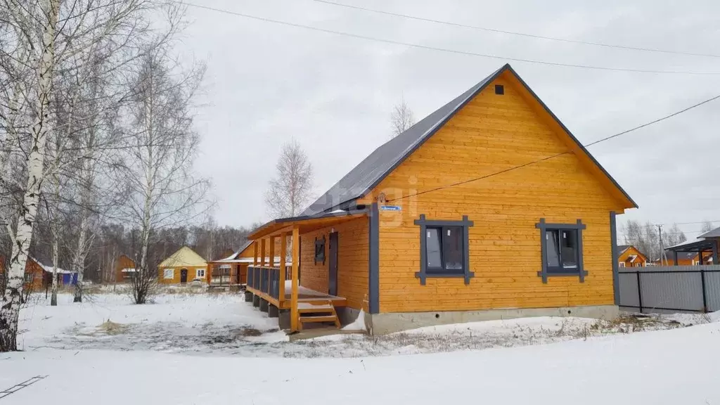 Дом в Башкортостан, Иглинский сельсовет, с. Иглино  (130 м) - Фото 1