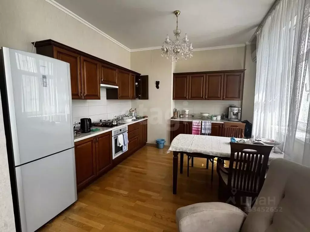 2-к кв. Белгородская область, Белгород Свято-Троицкий бул., 15 (84.1 ... - Фото 1