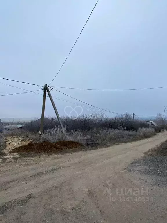 Участок в Волгоградская область, Волгоград Верхнезареченский пгт, ул. ... - Фото 1