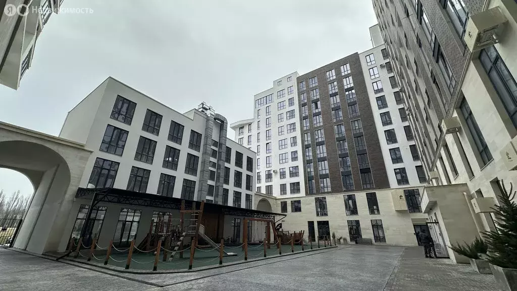 2-комнатная квартира: Нальчик, улица Кешокова, 1 (82.04 м) - Фото 2