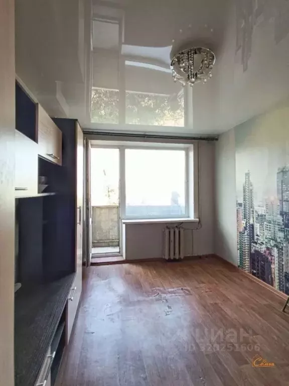 2-к кв. Волгоградская область, Волжский просп. Дружбы, 75 (44.3 м) - Фото 2