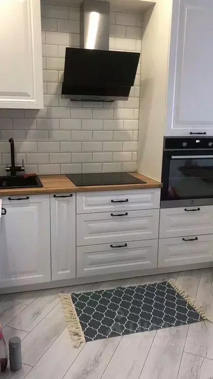 1-к кв. Тюменская область, Тюмень ул. Заполярная, 13 (50.7 м) - Фото 1