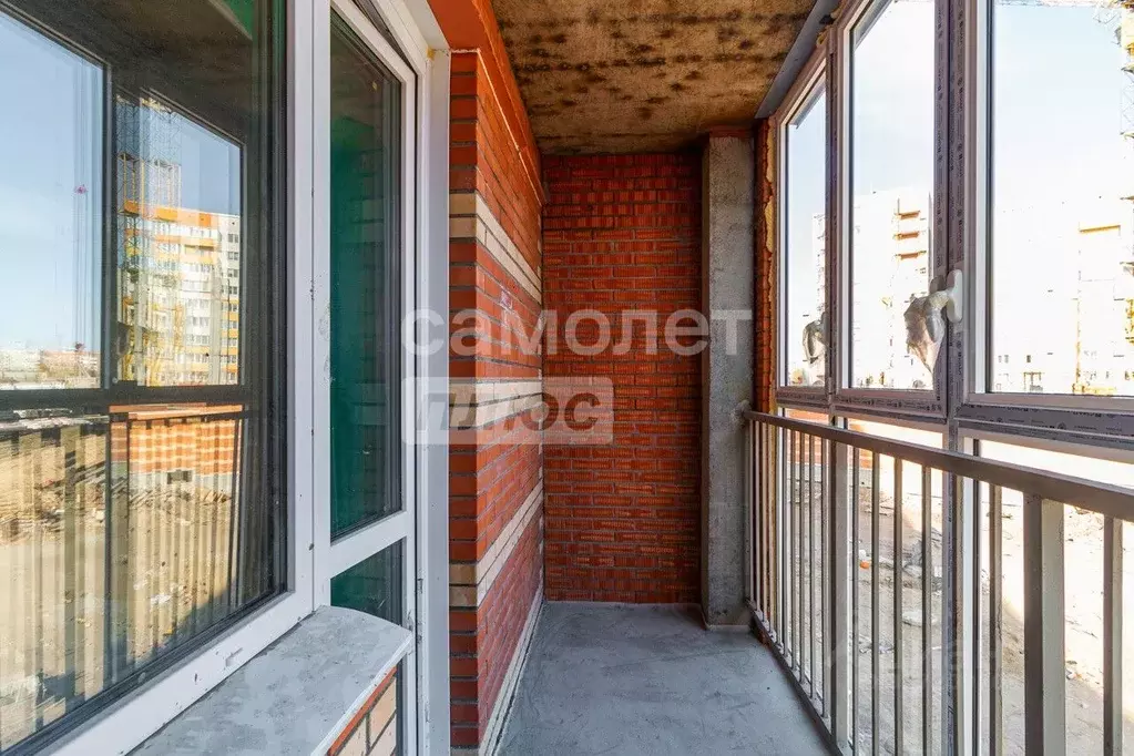 1-к кв. Омская область, Омск ул. Малиновского, 16к2 (42.55 м) - Фото 1