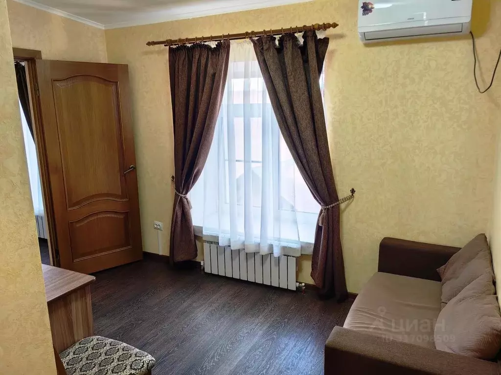 Комната Калмыкия, Элиста Республиканская ул., 24 (35.0 м) - Фото 1