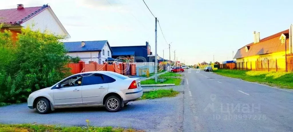 Участок в Тюменская область, Тюмень ул. Заводоуковская (12.0 сот.) - Фото 1