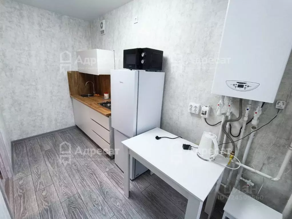 1-к кв. Волгоградская область, Волгоград ул. Иссы Плиева, 6 (26.3 м) - Фото 2