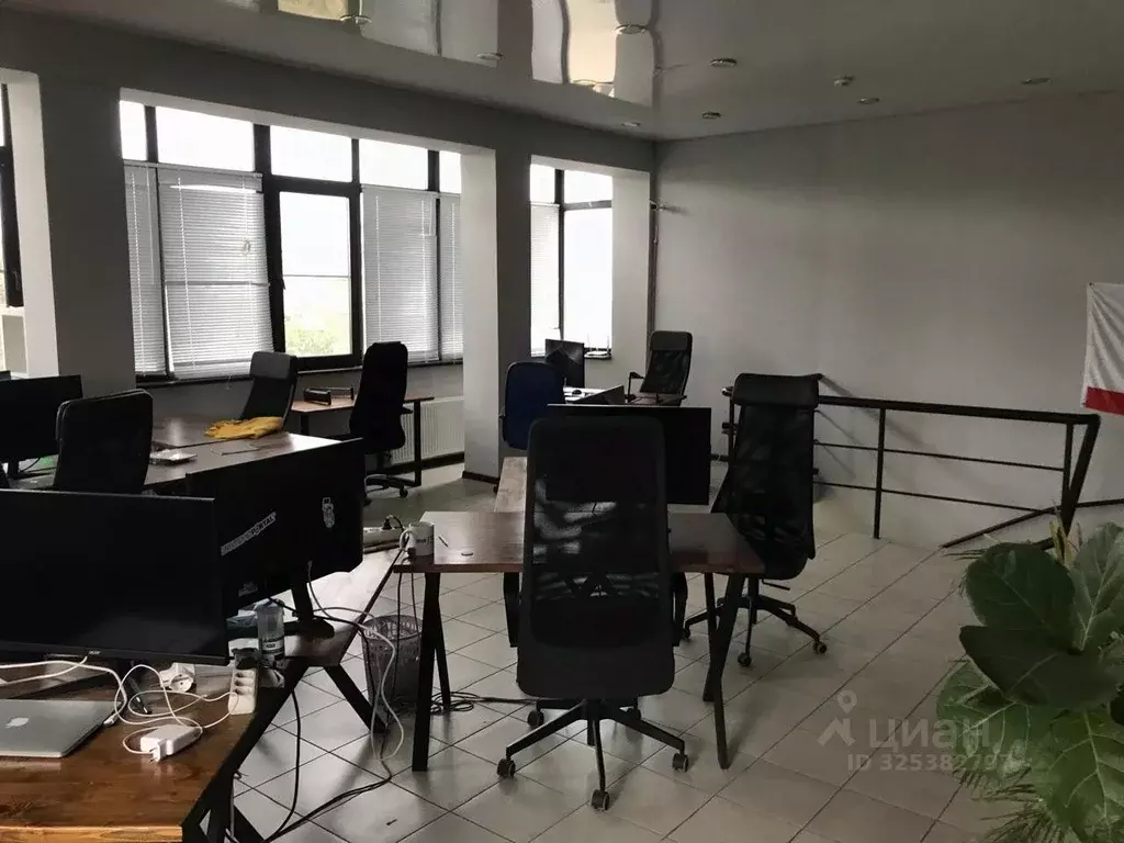 Помещение свободного назначения в Краснодарский край, Краснодар ... - Фото 2