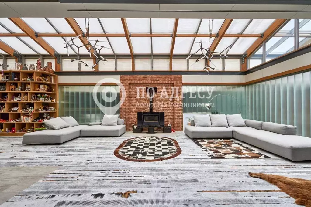 5-к кв. Саратовская область, Саратов Первомайская ул., 33/35 (400.0 м) - Фото 2