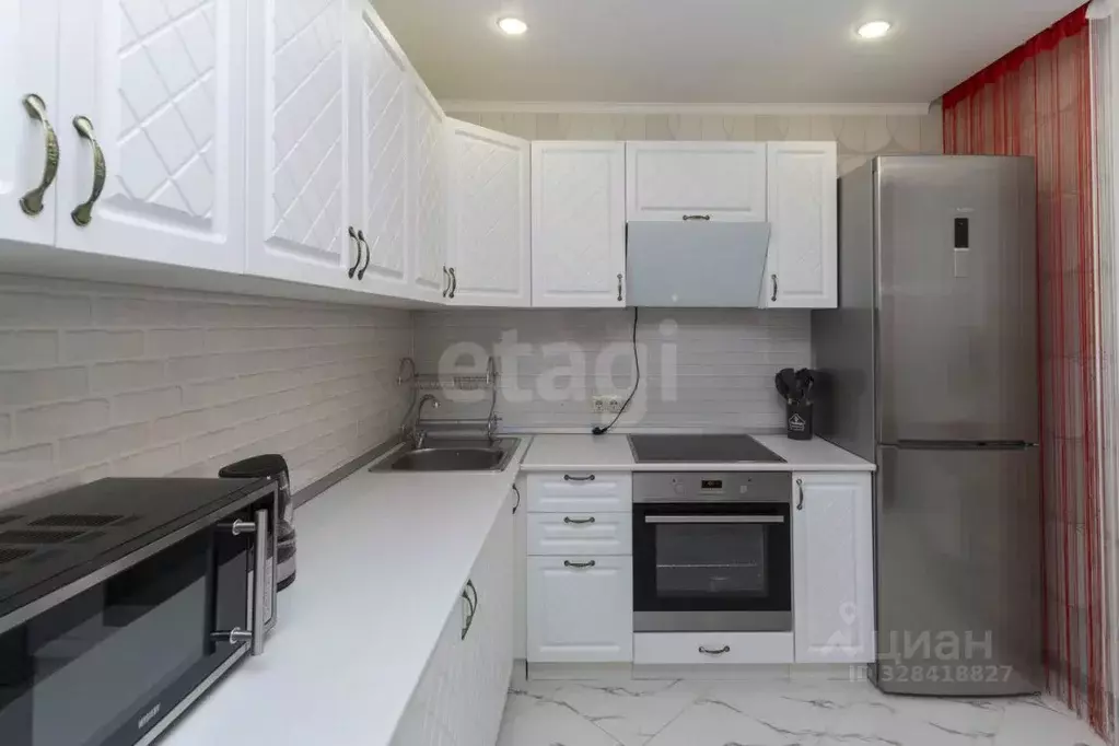 2-к кв. Тюменская область, Тюмень ул. Александра Митинского, 7к1 (58.9 ... - Фото 1