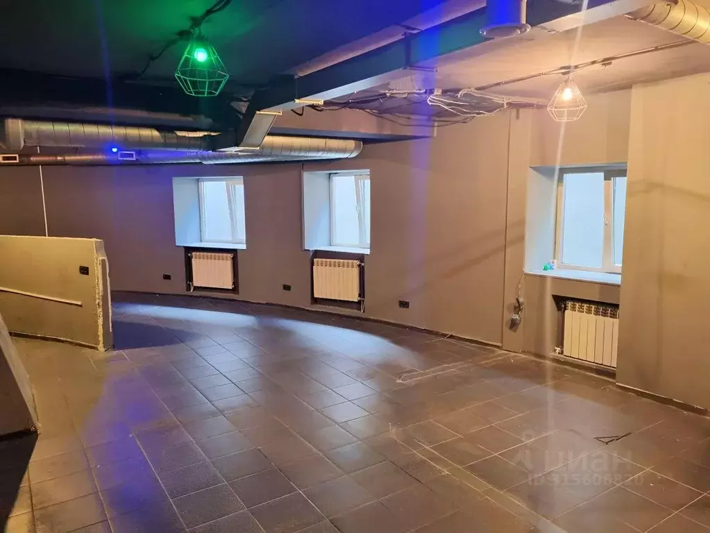 Помещение свободного назначения в Омская область, Омск ул. 10 лет ... - Фото 2