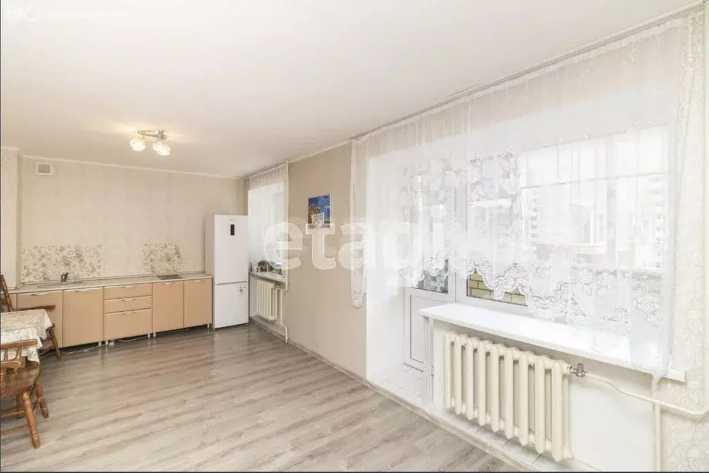 Квартира-студия: Тюмень, улица Прокопия Артамонова, 9 (30.9 м) - Фото 2