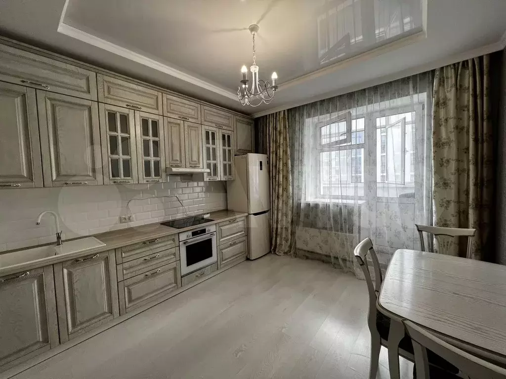 1-к. квартира, 50 м, 8/10 эт. - Фото 1