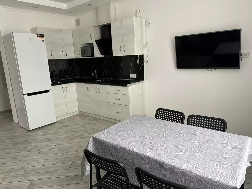 2-к кв. Крым, Симферополь ул. Полины Осипенко, 71 (55.0 м) - Фото 1