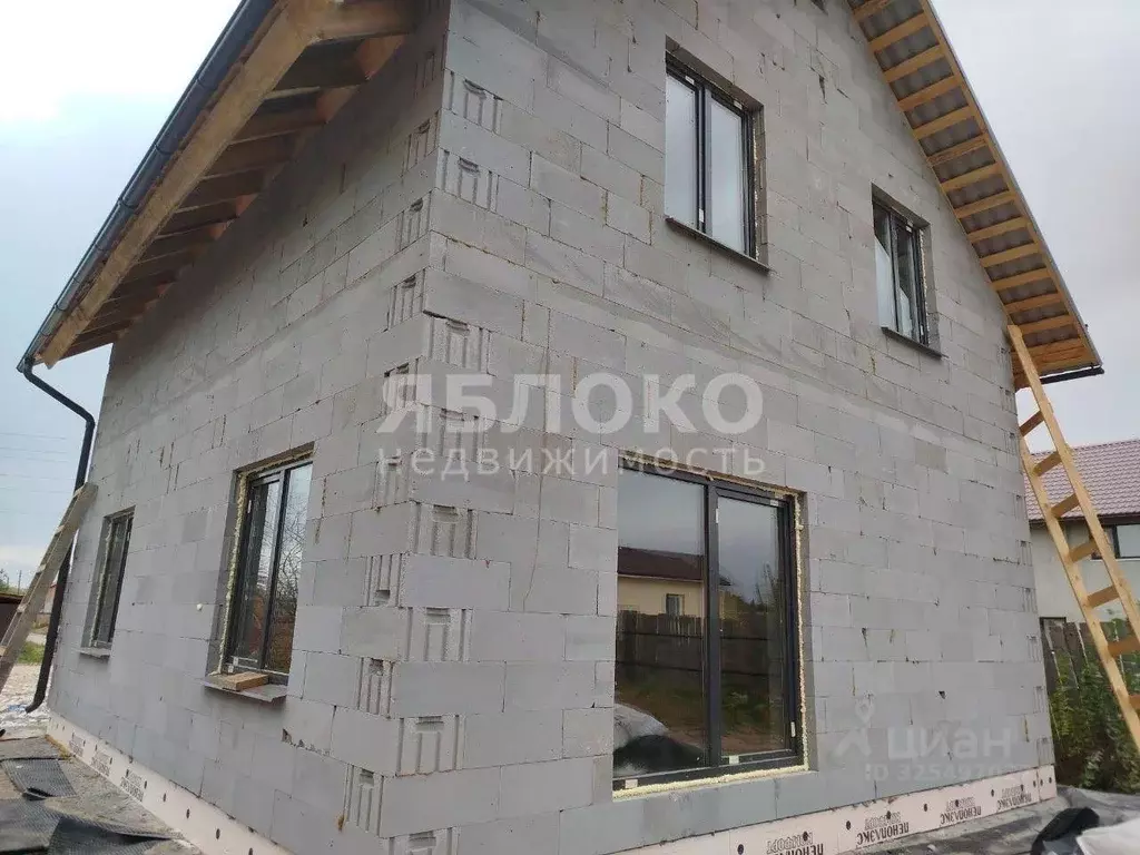 Дом в Пермский край, Усолье Усольский район, ул. Солеваров, 248А (109 ... - Фото 1