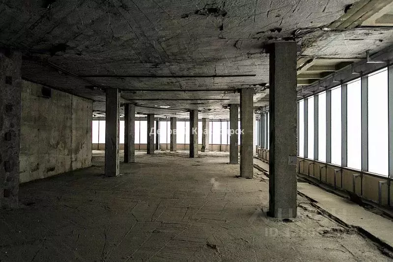 Помещение свободного назначения в Красноярский край, Красноярск просп. ... - Фото 2