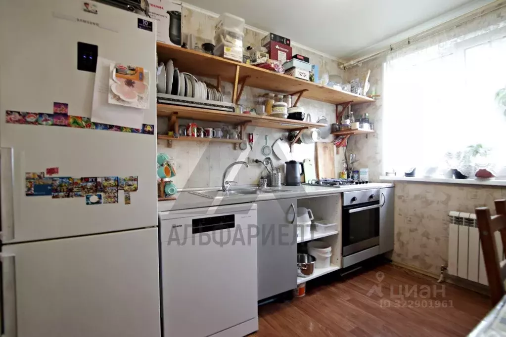 2-к кв. Омская область, Омск ул. 21-я Северная, 43Б (47.4 м) - Фото 1