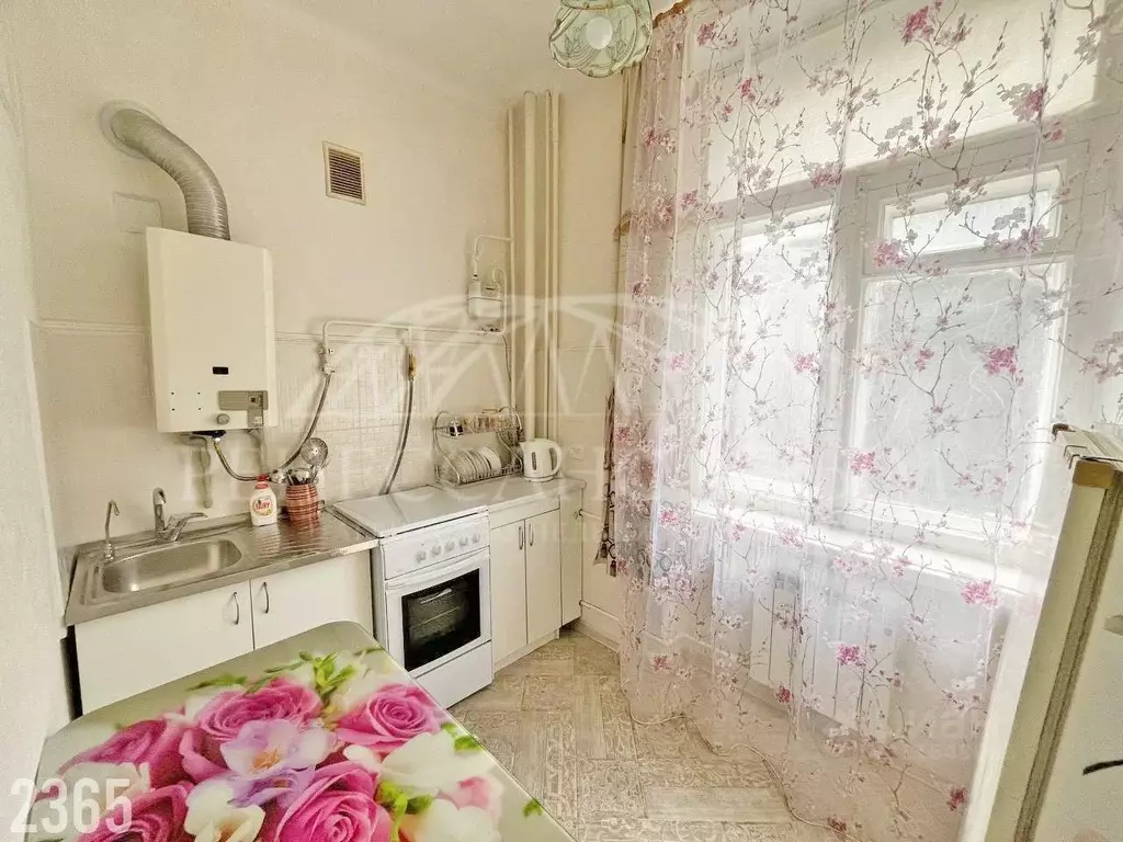 2-к кв. Севастополь ул. Новороссийская, 36 (37.4 м) - Фото 0
